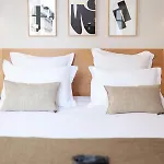 Tinah Paris, Champs Elysees Paris