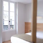 Hotel Tinah Paris, Champs Elysees
