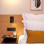 Tinah Paris, Champs Elysees 3*