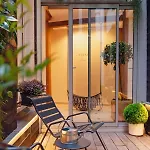 Tinah Paris, Champs Elysees מלון