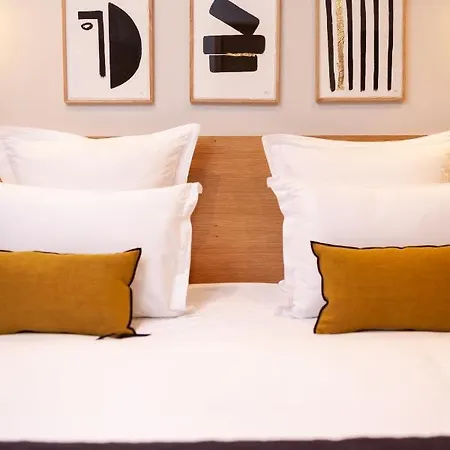 فندق Tinah Paris, Champs Elysees باريس