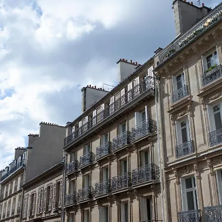 فندق Tinah Paris, Champs Elysees 2*