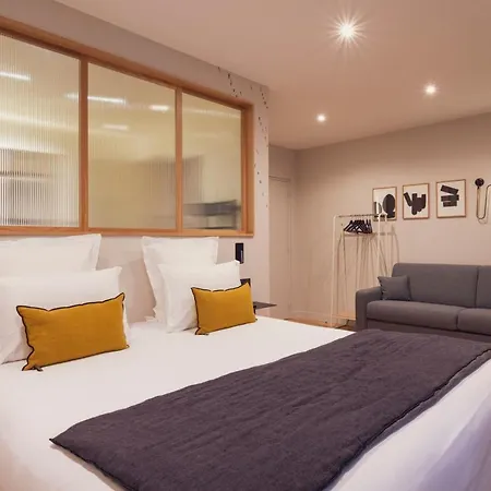 فندق Tinah Paris, Champs Elysees باريس