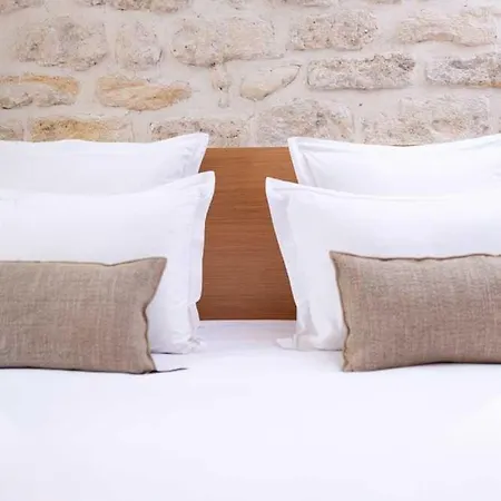 Tinah Paris, Champs Elysees فندق