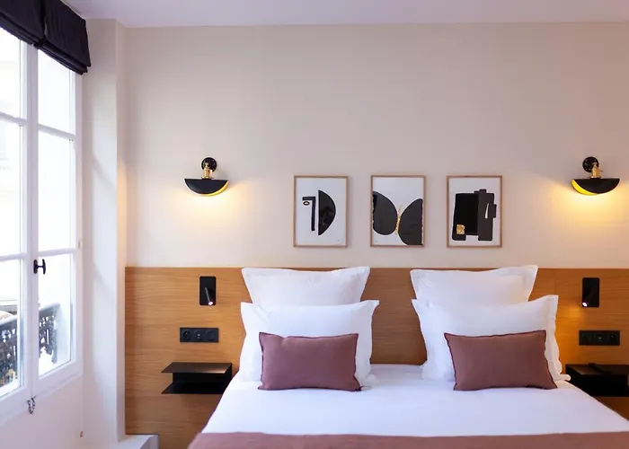 Tinah Paris, Champs Elysees 3*