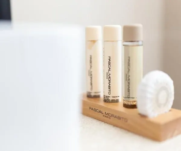 Tinah Paris, Champs Elysees