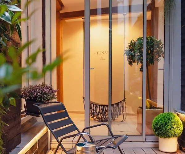 Tinah Paris, Champs Elysees Hotel