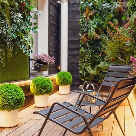 Tinah Paris, Champs Elysees 3* Paris