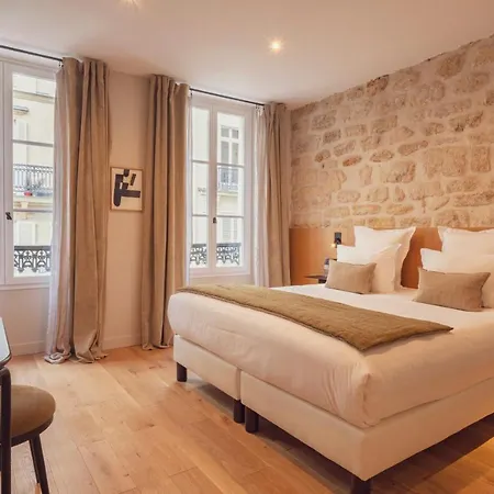 Hotel Tinah Paris, Champs Elysees Paris